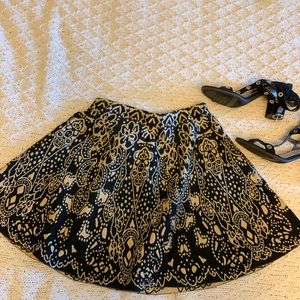 High waist black & cream skirt - Windsor size M